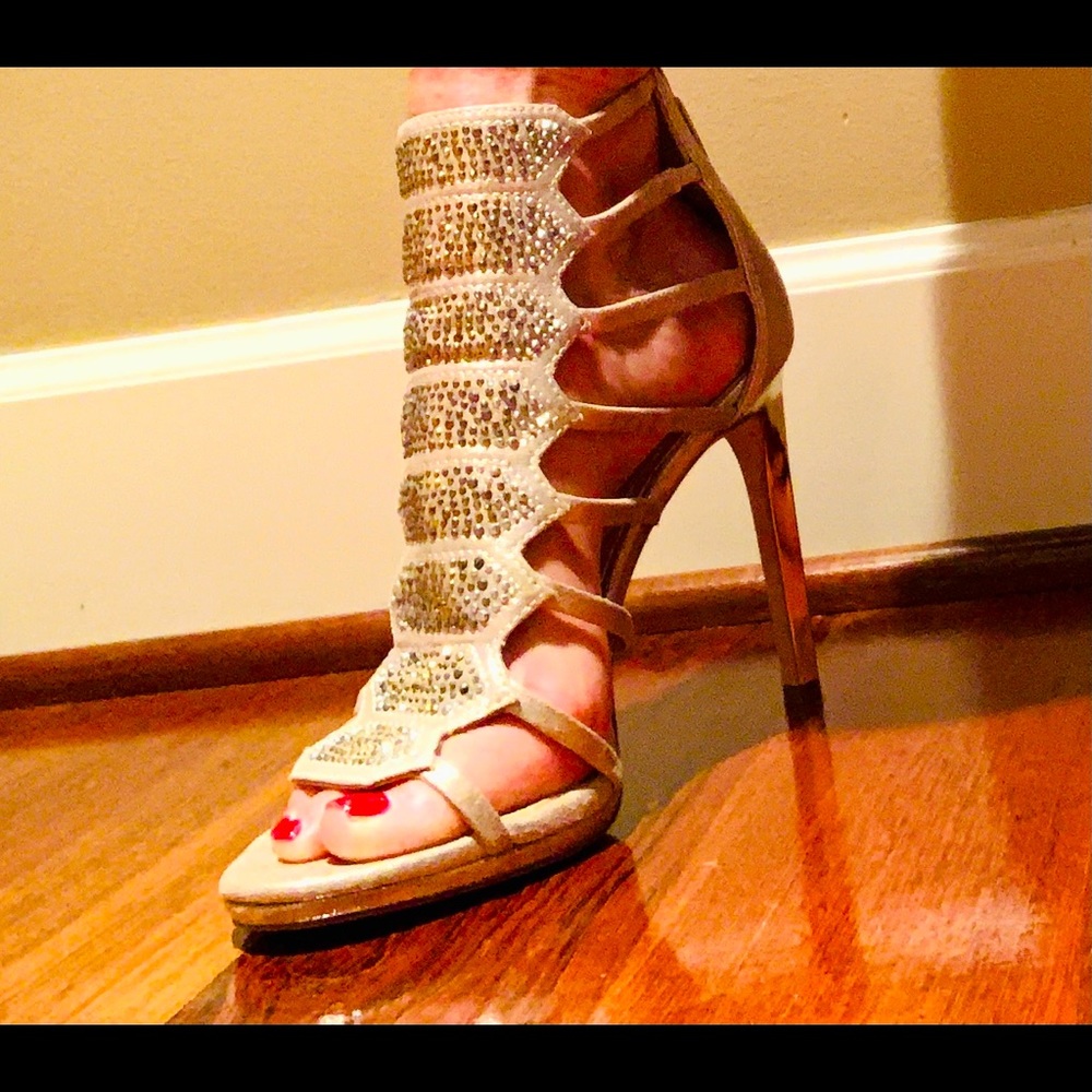 Imagine by Vince Camuto high heels